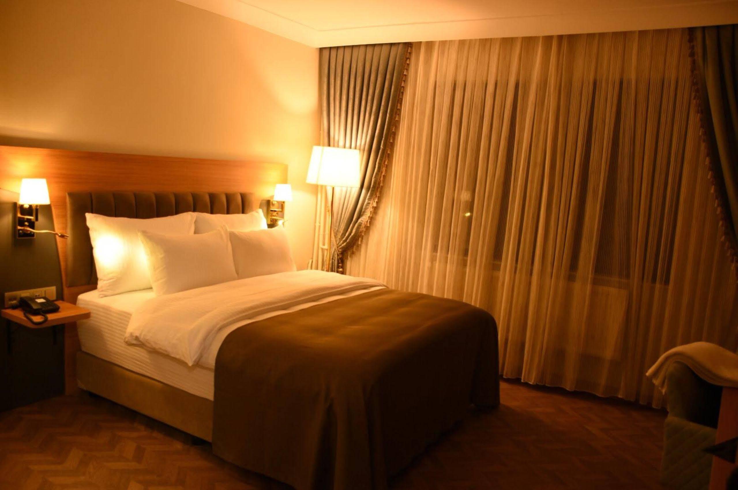 Ak Life Hotel & Suit Ankara Exterior photo