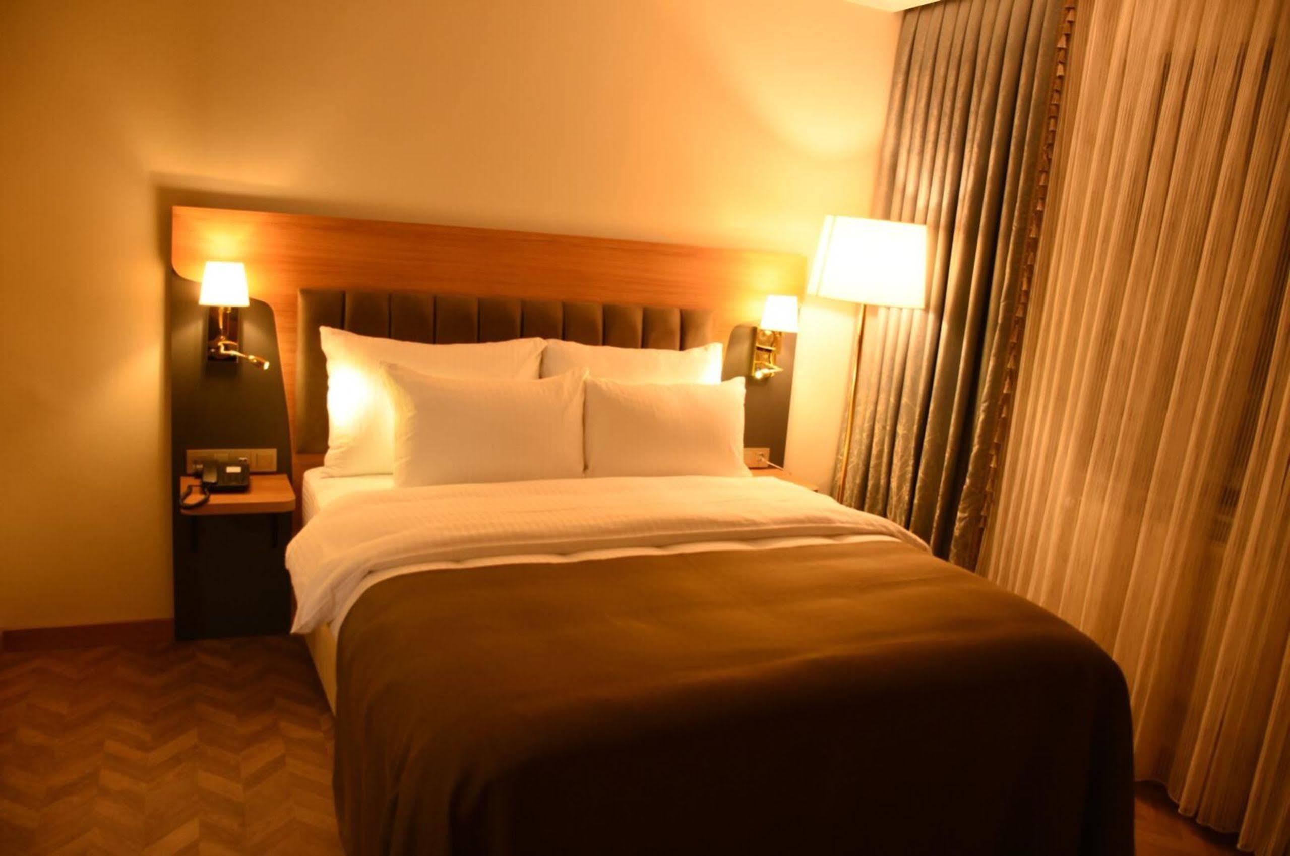 Ak Life Hotel & Suit Ankara Exterior photo